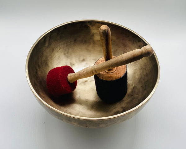Full Moon Bowl Master Version B# Note - Yogi Singing Bowl